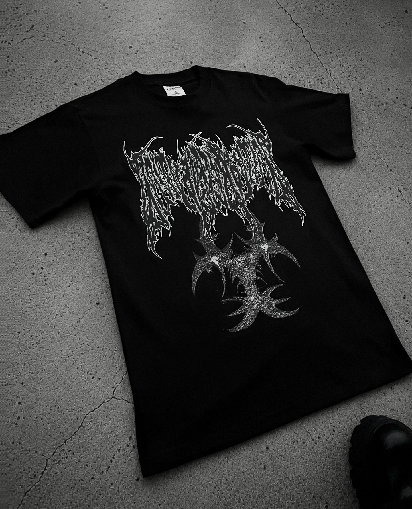 FRESH2DEATH TEE